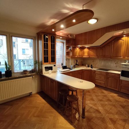 Classic Apartament Warsaw Kabaty Bagian luar foto