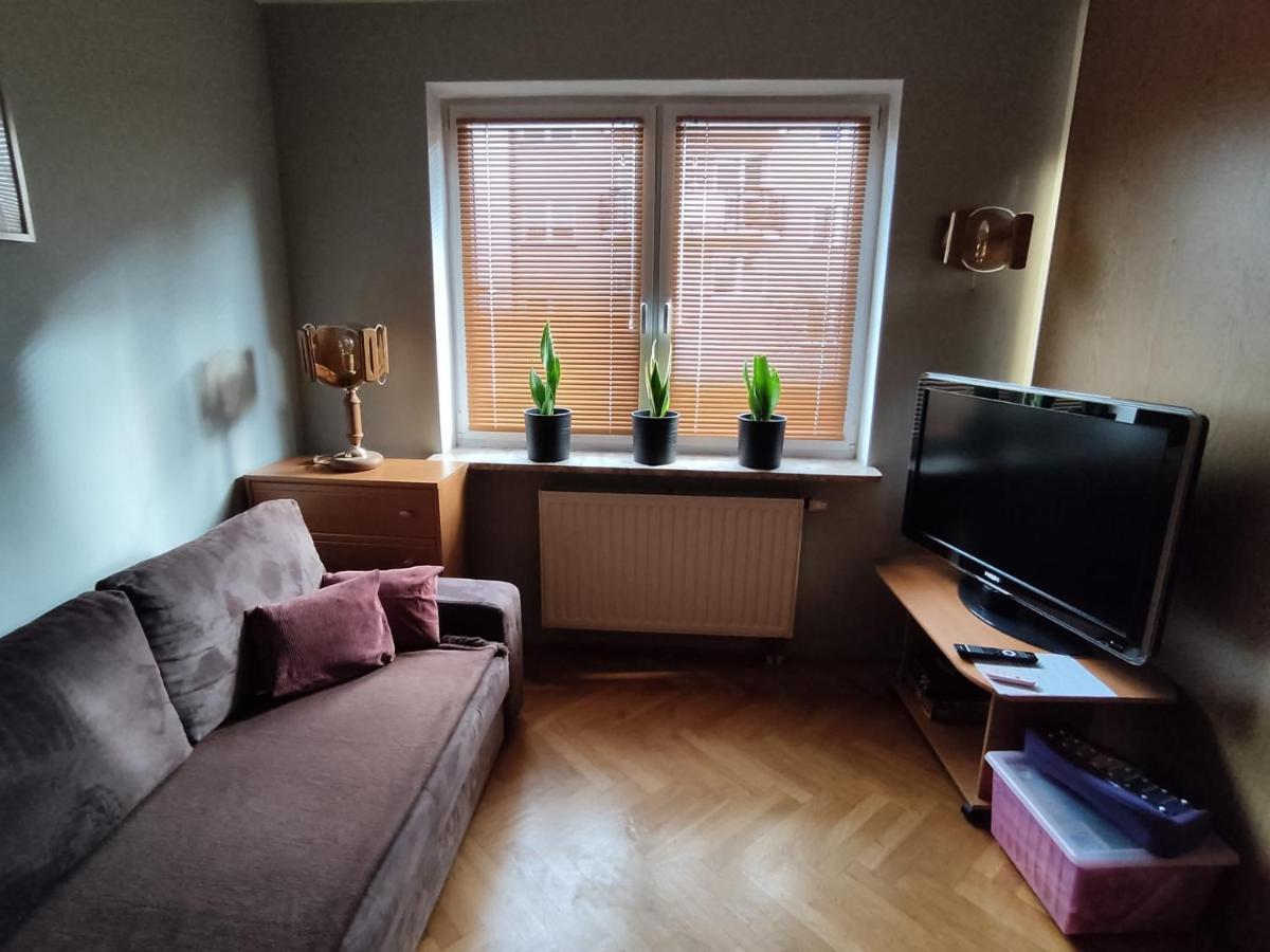 Classic Apartament Warsaw Kabaty Bagian luar foto