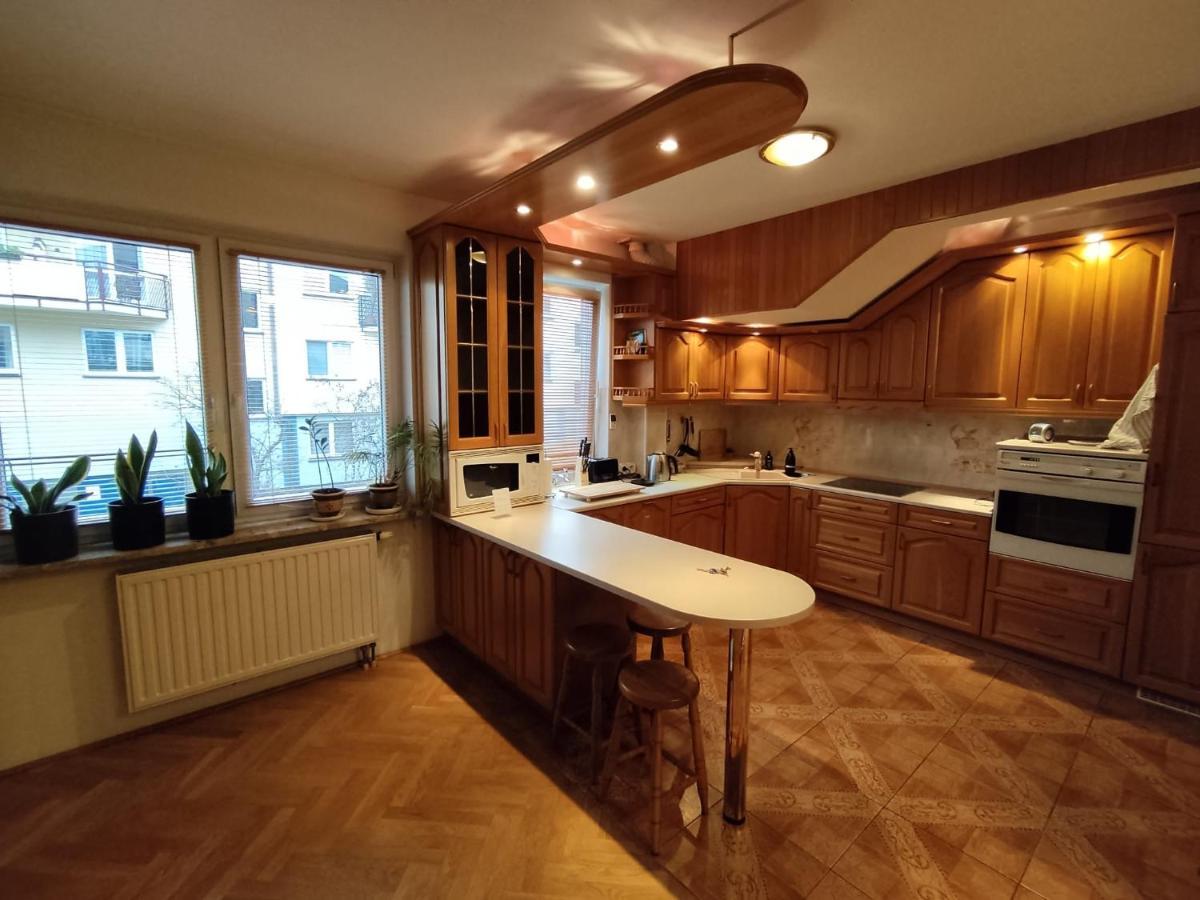 Classic Apartament Warsaw Kabaty Bagian luar foto