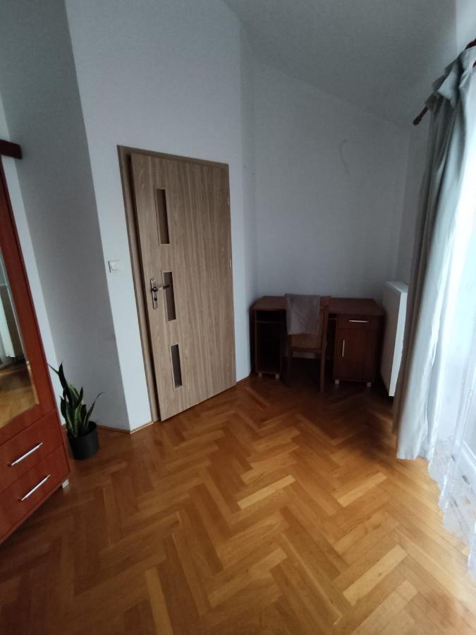 Classic Apartament Warsaw Kabaty Bagian luar foto